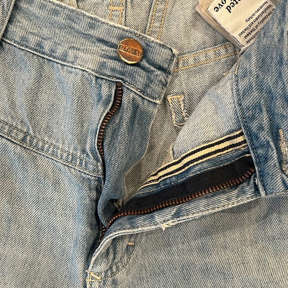 Closed Straight Leg High Waisted Jean - Picture 3 of 15